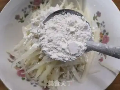 Make Three-smelt omelet step 3