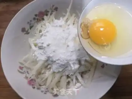 Make Three-smelt omelet step 5
