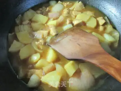 Make Curry chicken chest and potatoes step 11