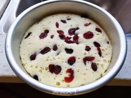 Make The cranberry cake step 6