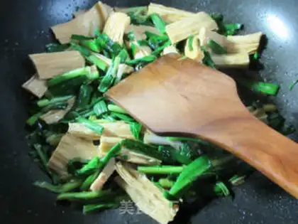Make Garlic fried wood step 5