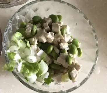 Make Straw mushroom tofu fried chicken step 0