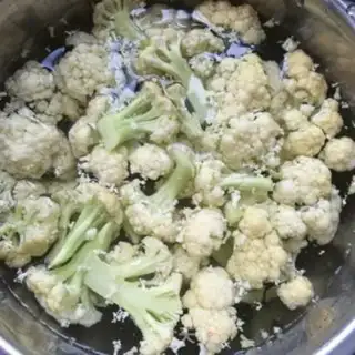 Make Garlic flowers step 0