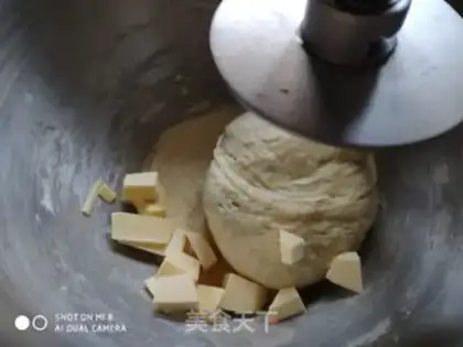 Make raisin toast step 1