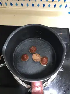 Make Oscillated beefball soup step 1