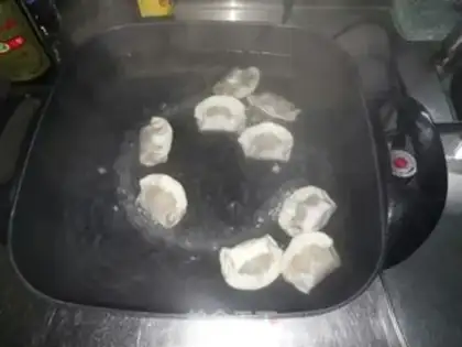 Make Red oil dumplings step 4