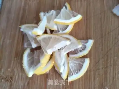 Make Lemon with white radish step 1