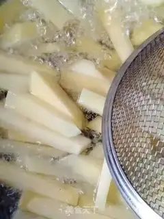Make Weird potato fries step 2