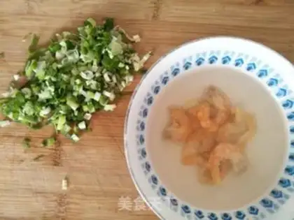 Make A white radish egg pie step 2