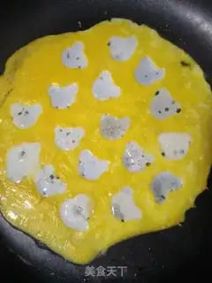Make Egg roll step 8