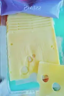 Make Quick-hand sandwich step 4