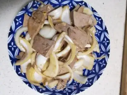 Make Three minutes of onion gravy step 3
