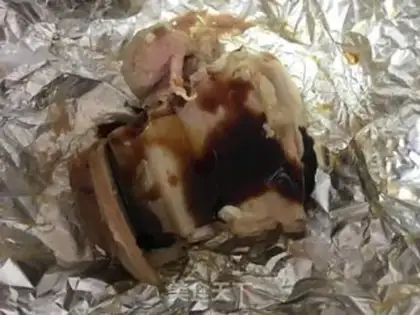 Make Roast lamb chops with the sauce step 1