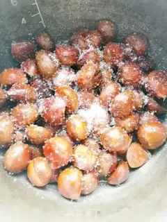 Make Sugar chestnuts step 3