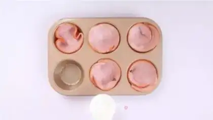 Make Ham steamed quail eggs step 1