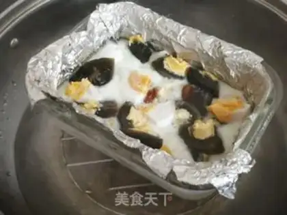 Make Three-coloured eggs step 7