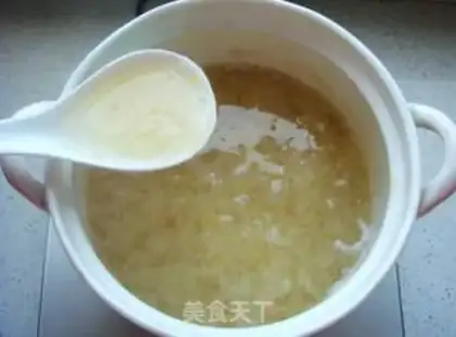 Make The silver spoon of a red date step 3