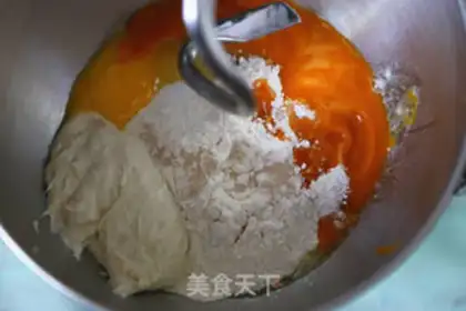 Make Pumpkin rolls step 5