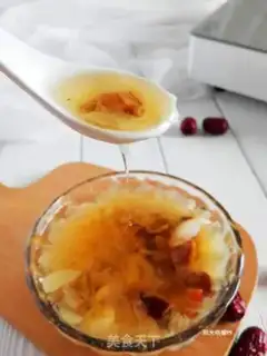 Make The silver spoon of a red date step 10