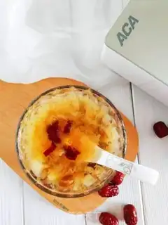 Make The silver spoon of a red date step 11