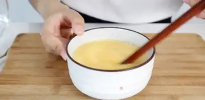 Make Autumn steamed eggs step 3