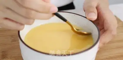 Make Autumn steamed eggs step 4