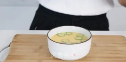 Make Autumn steamed eggs step 5
