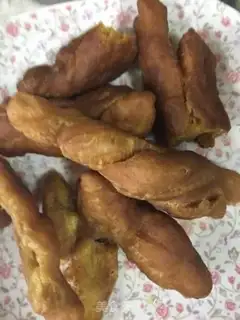 Make Old greasy cuisine step 1