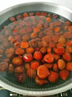 Make How to save chestnuts step 2