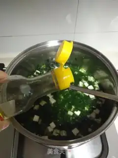 Make Spinach tofu soup step 6