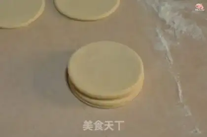 Make Flower buns step 3
