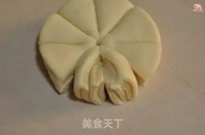 Make Flower buns step 5