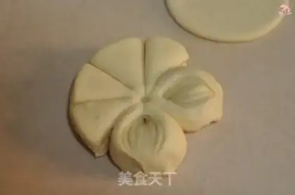 Make Flower buns step 7