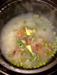 Make Shrimp pea congee step 4
