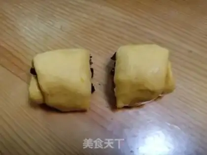 Make Pumpkin red bean roll step 6