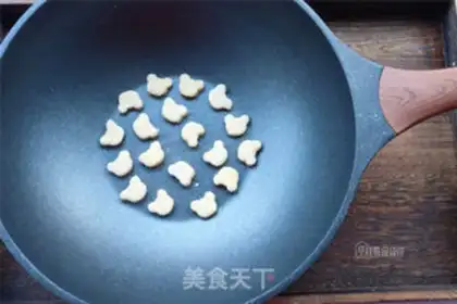 Make Waterless, oilless mini-bread step 5