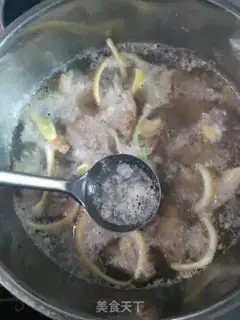 Make Pork hoof soup step 3