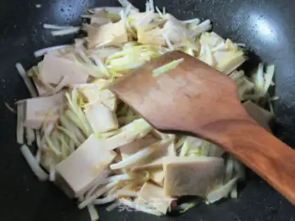 Make The sprouts are sour step 6