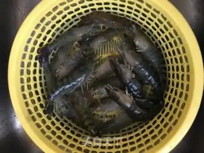 Make Burn the shrimp step 0