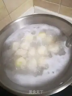 Make Japanese-rolled taro step 4