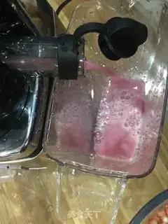 Make Fresh pomegranate juice step 2