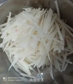 Make Onion radish step 1