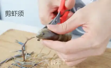 Make Shrimp with garlic pepper step 0