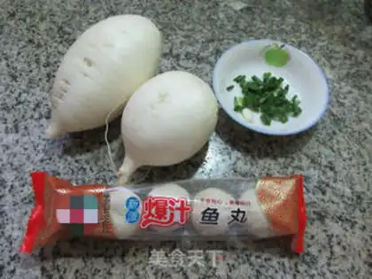 Make Fishball radish soup step 0