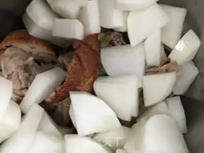 Make Duck radish soup step 3