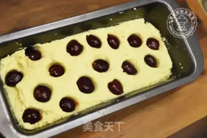 Make Country cherry cheesecake step 6
