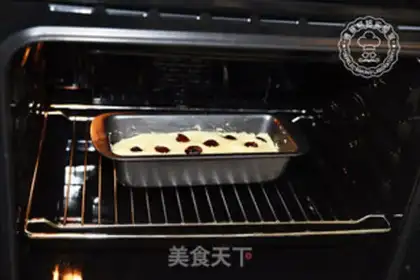Make Country cherry cheesecake step 7