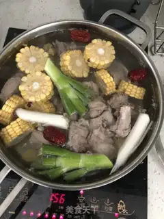 Make Corn steak soup step 0
