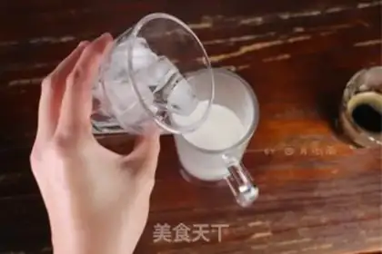 Make Red Star Ice Coffee step 6