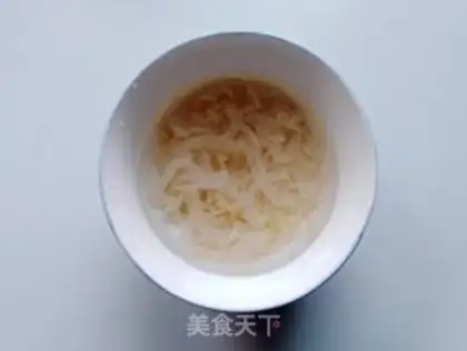 Make The cucumber cucumbers squirm step 1